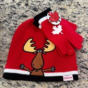 Hat and gloves set. Kids